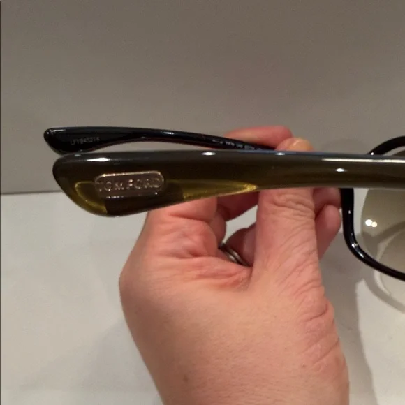 Tom Ford Olive Green Gradient Lens Sunglasses - Picture 5 of 7